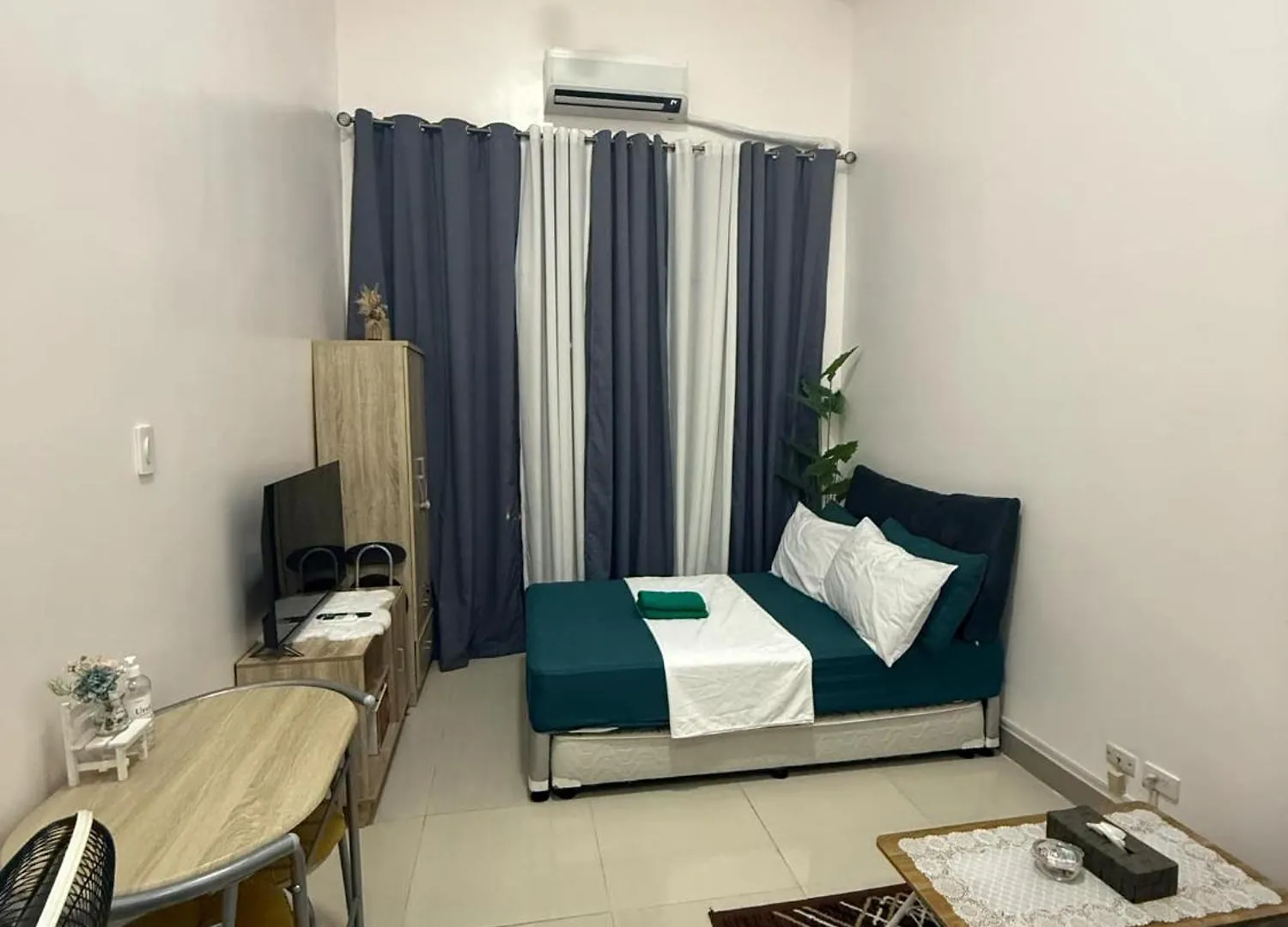 South Residences Las Pinas Hotel